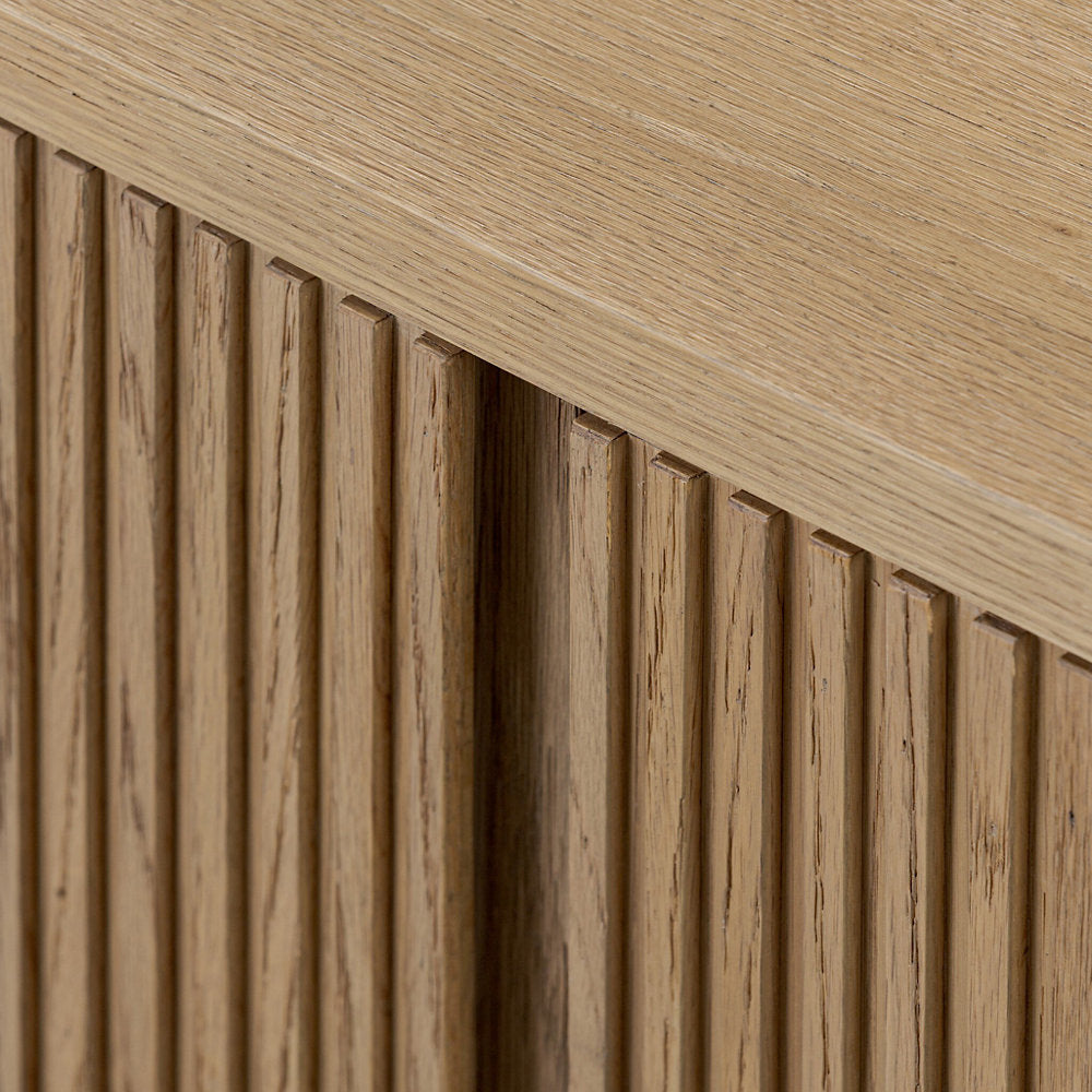 Delphi Media Console