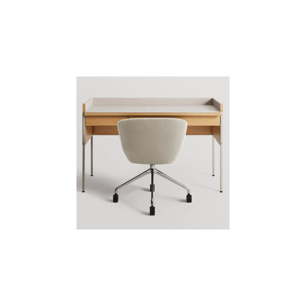 Tabloid Desk