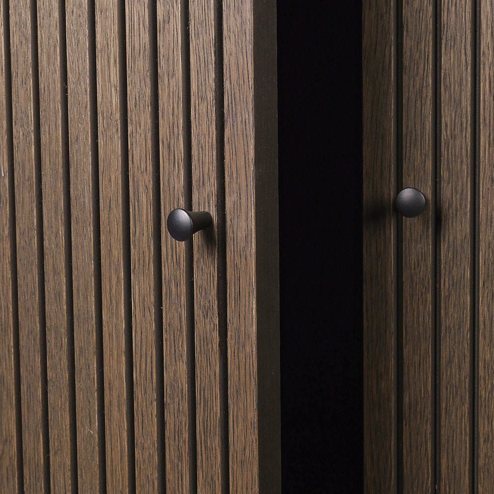 Sill Cupboard