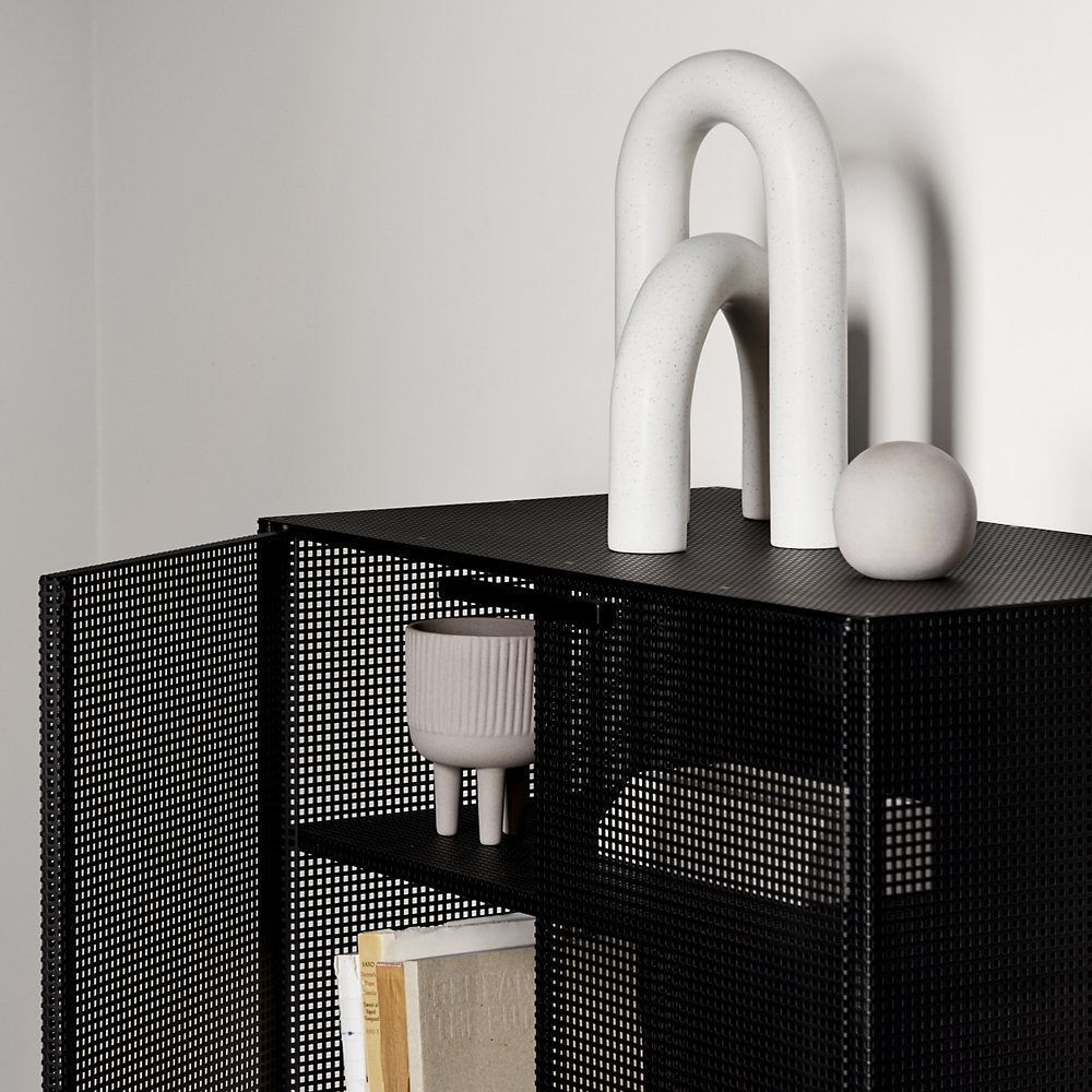 Grid Cabinet