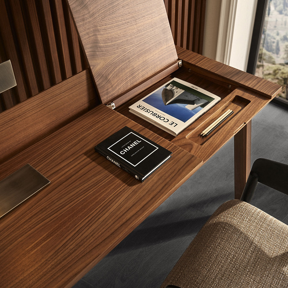 Ernest Desk